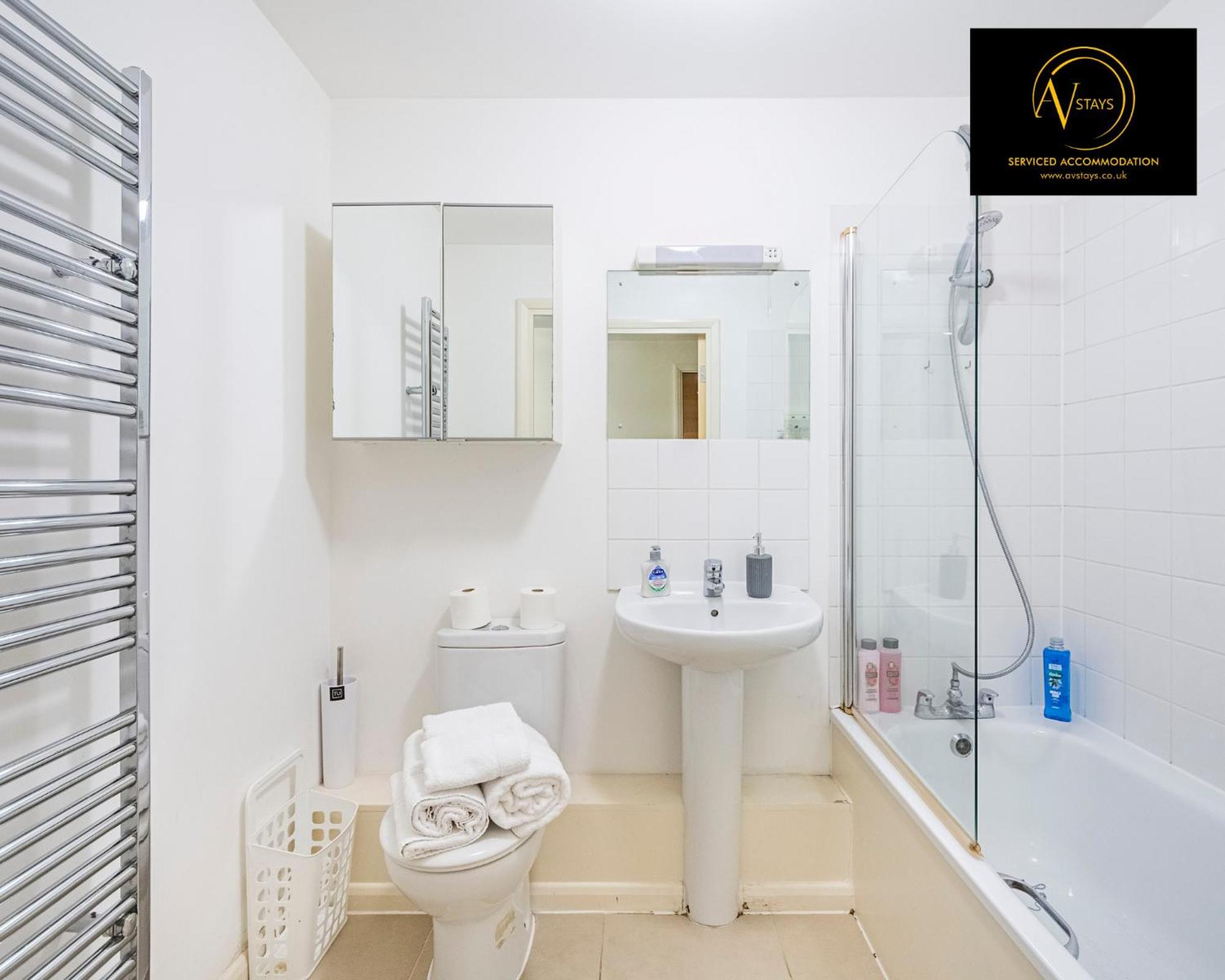 2 Bedroom Apartment Londra Dış mekan fotoğraf