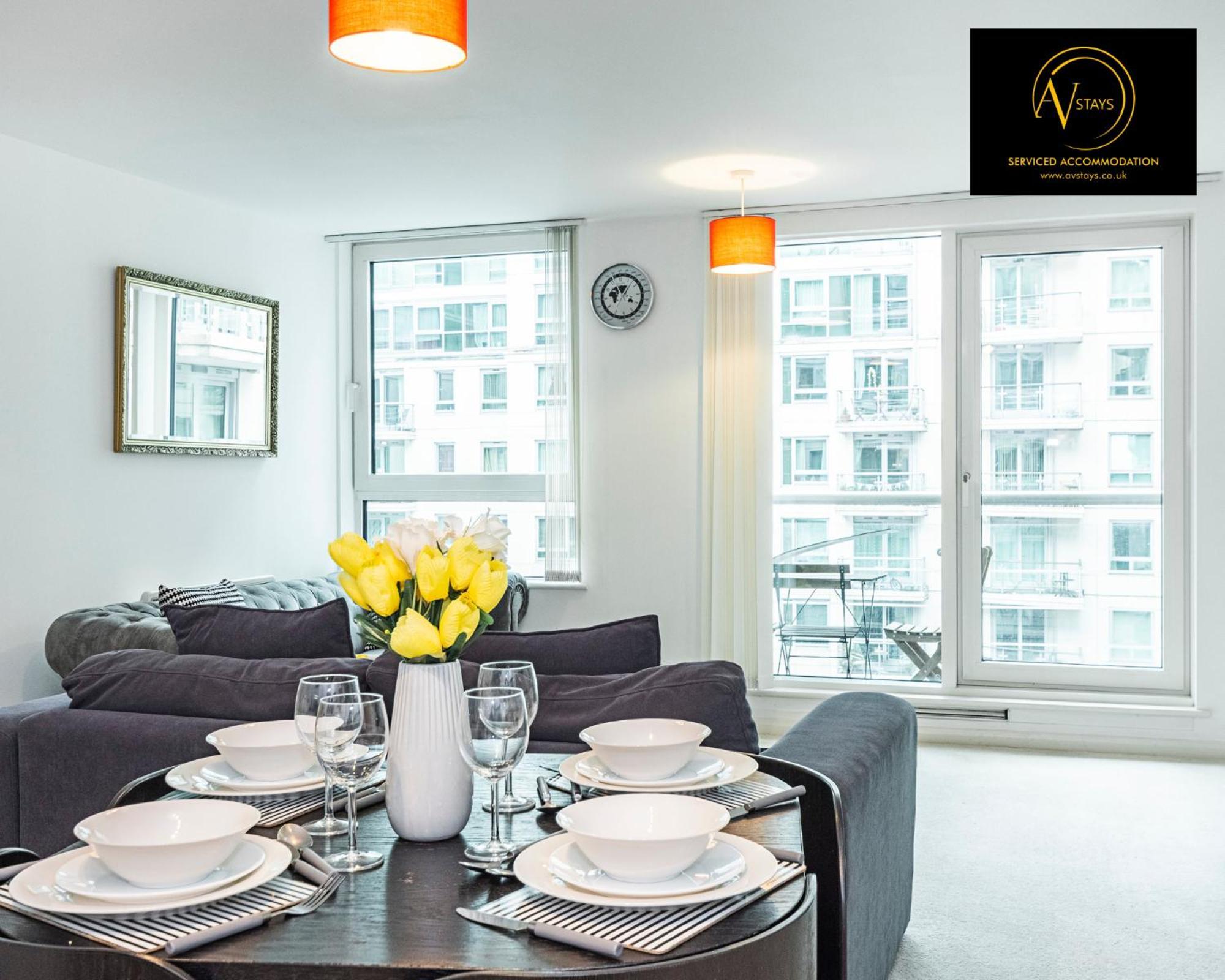 2 Bedroom Apartment Londra Dış mekan fotoğraf