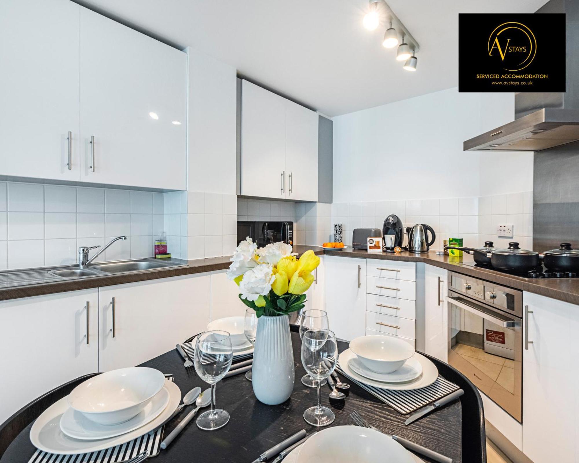 2 Bedroom Apartment Londra Dış mekan fotoğraf